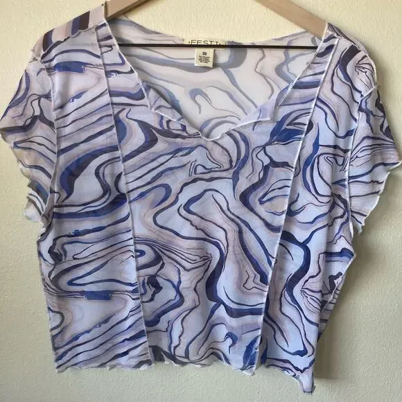 Torrid Festi Cropped Mesh Exposed Seam Top 00 in Multi Color - Picture 4 of 12